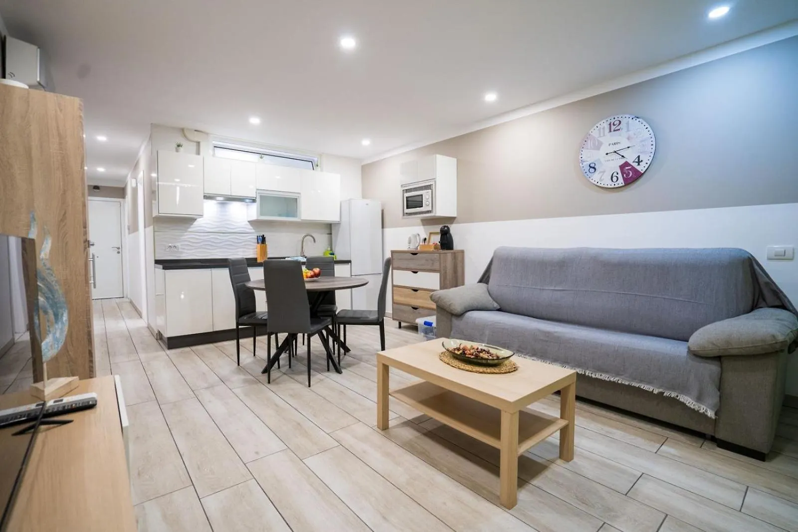 הקונטקטים של Casa Gloria Apartment Mareverde Costa Adeje